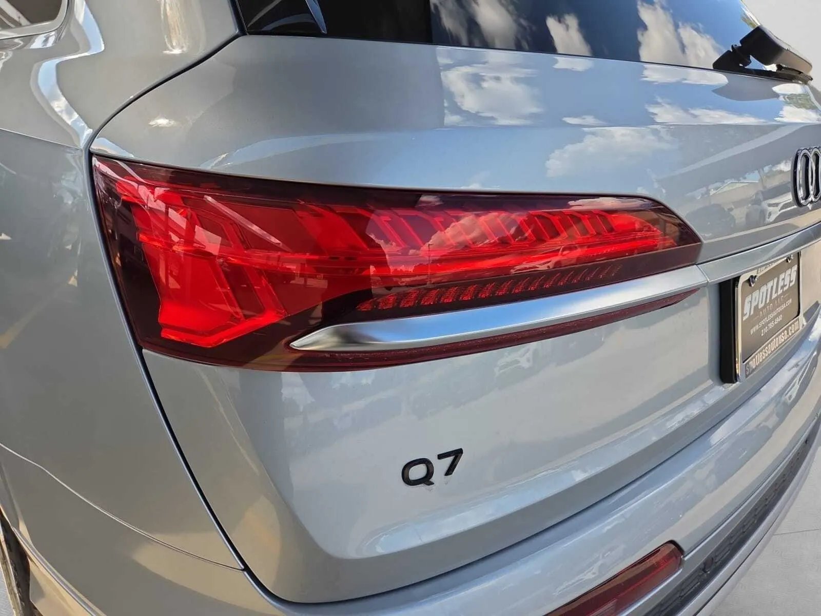 2025 Audi Q7 Premium Plus - Photo 13