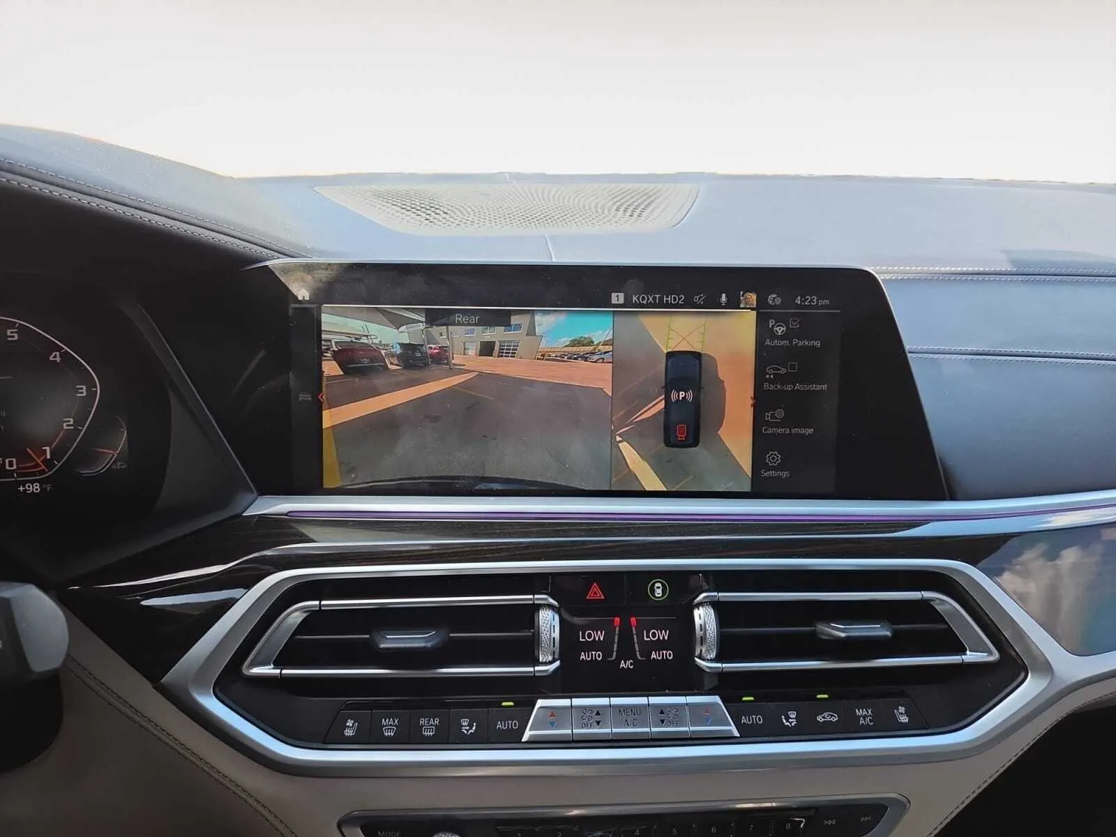 BMW X7 photo 28