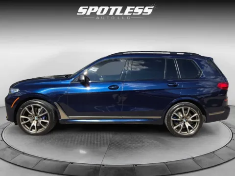 More photos of 2021 BMW X7 M50i at Spotless Auto I-10, TX