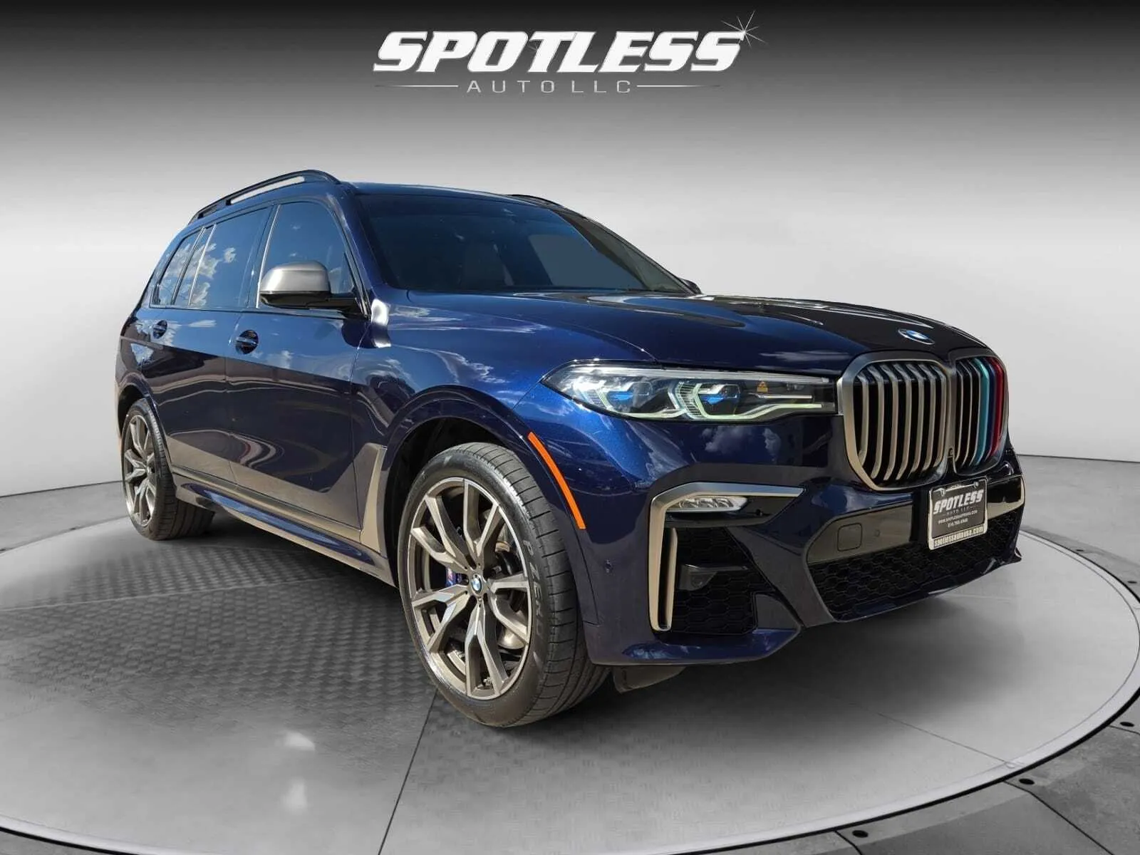 BMW X7 photo 11