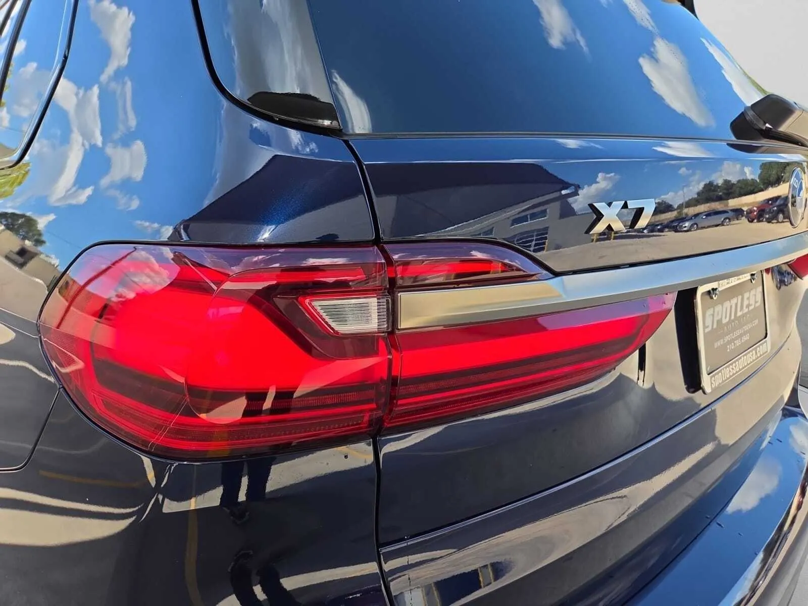 BMW X7 photo 13