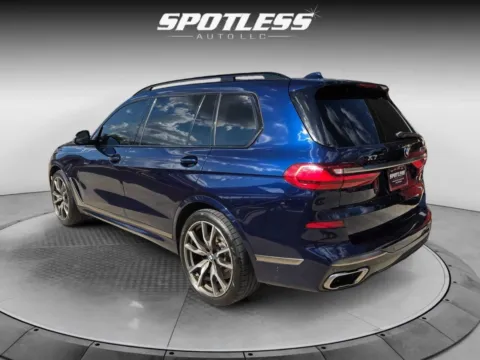 More photos of 2021 BMW X7 M50i at Spotless Auto I-10, TX