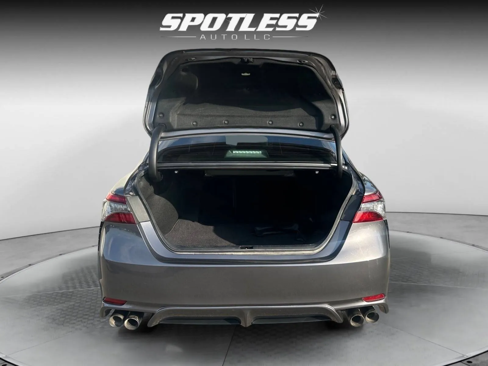 Toyota Camry photo 27