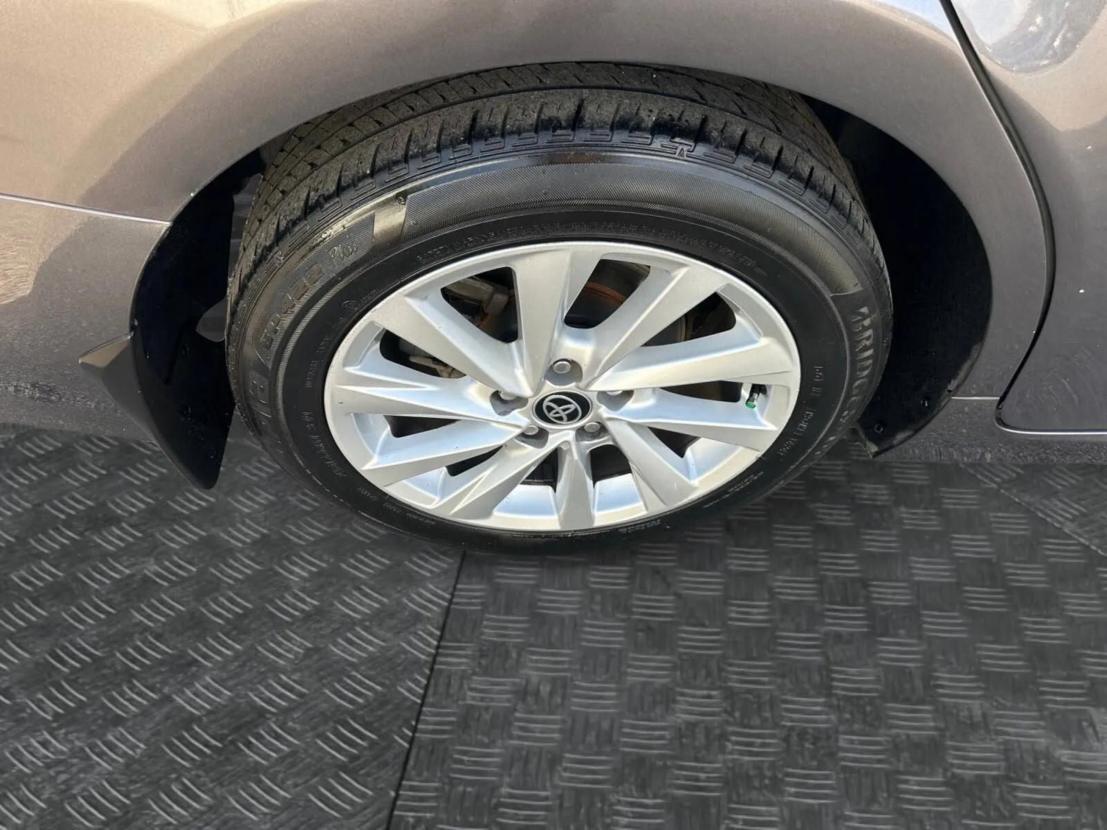 Toyota Camry photo 14