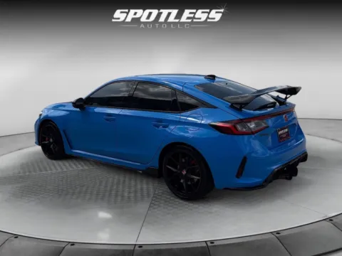 More photos of 2023 Honda Civic Type R at Spotless Auto I-10, TX