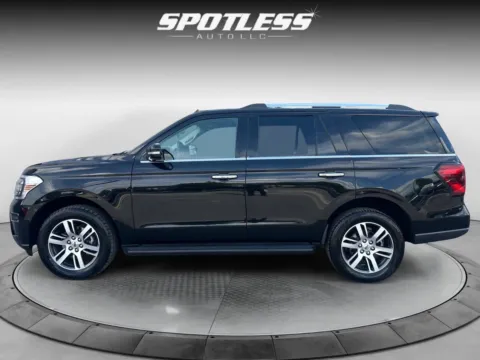 More photos of 2024 Ford Expedition Limited at Spotless Auto I-10, TX