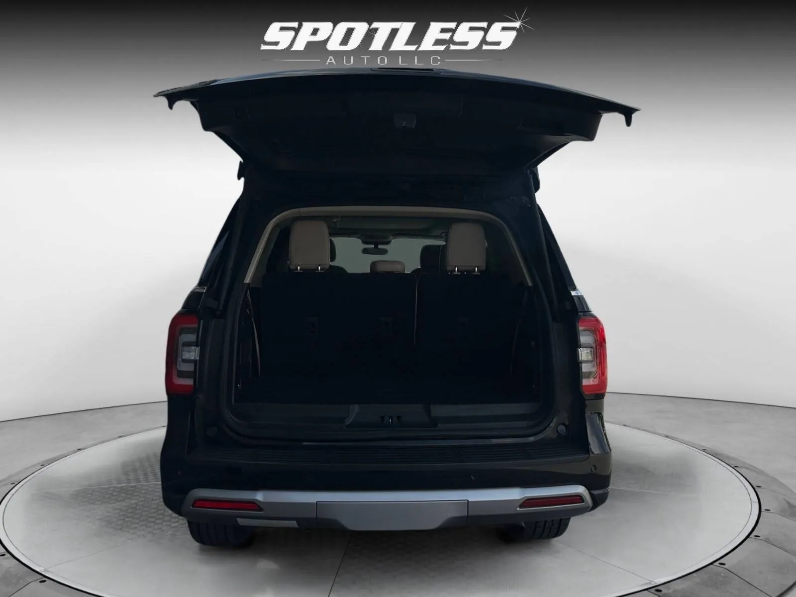 Ford Expedition photo 29