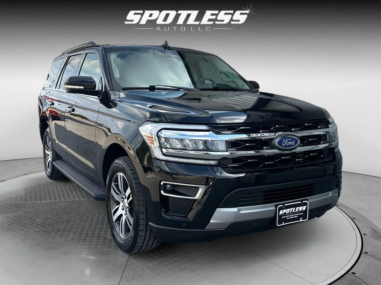 Ford Expedition photo 9