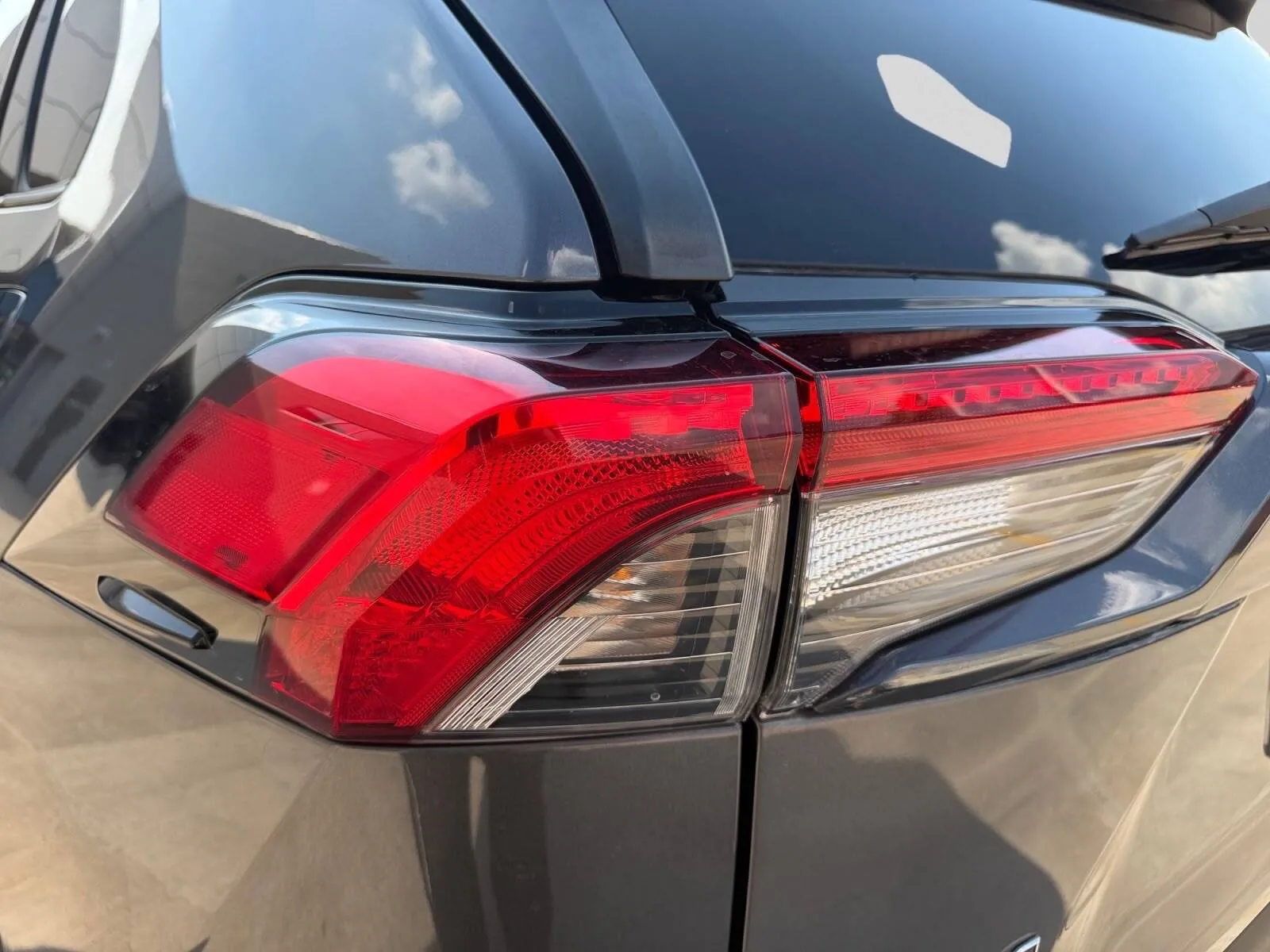 Toyota RAV4 photo 13
