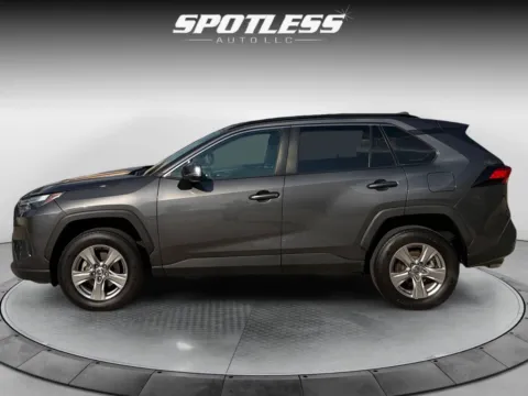 More photos of 2022 Toyota RAV4 XLE at Spotless Auto I-10, TX