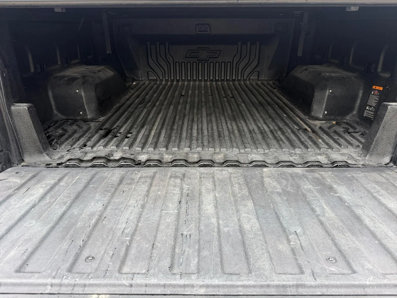 Chevrolet Silverado photo 27