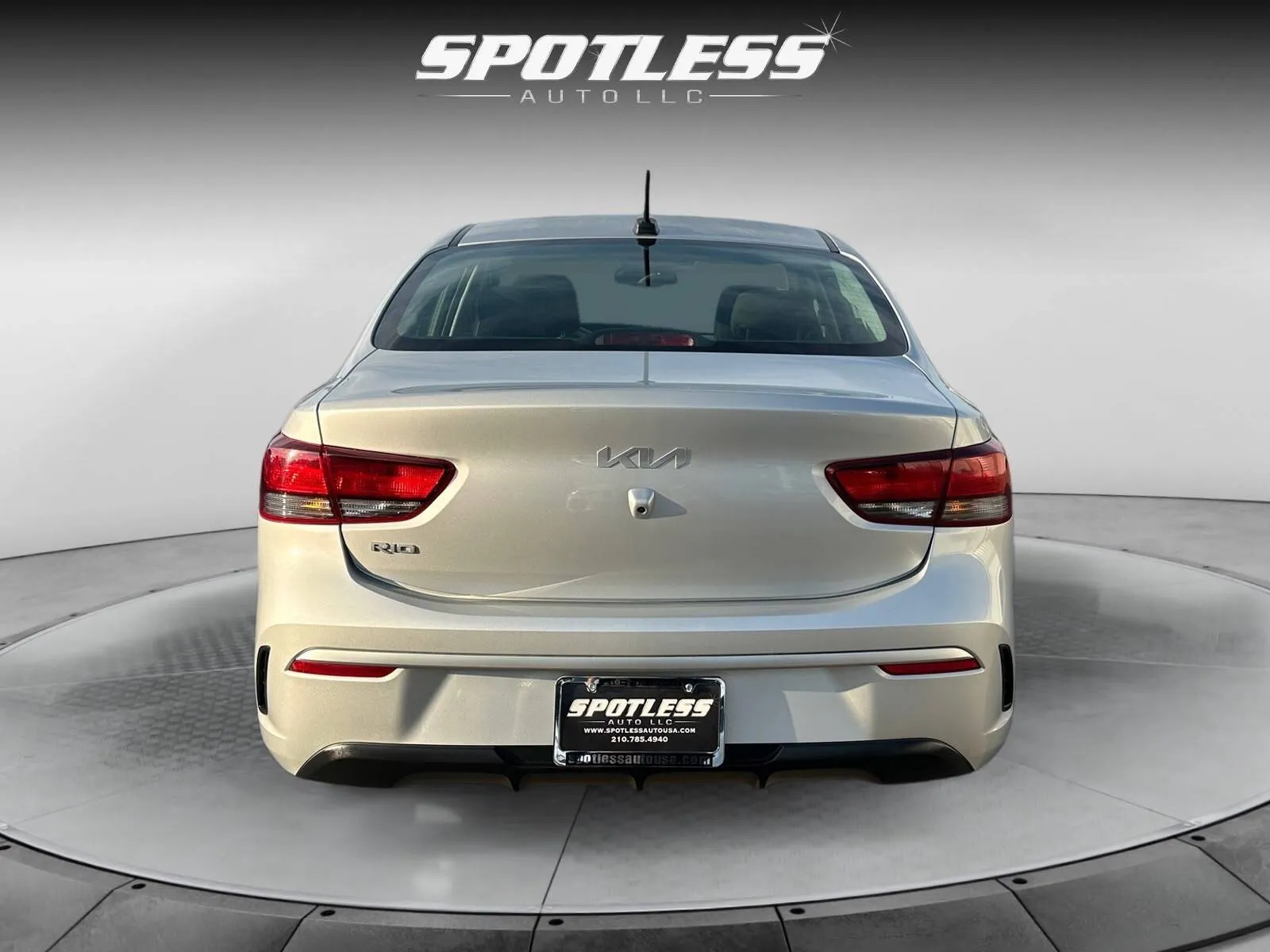 Kia Rio photo 6