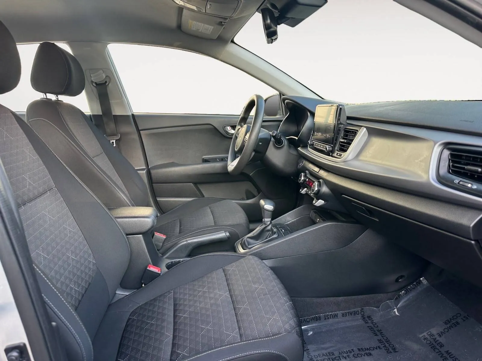 Kia Rio photo 22