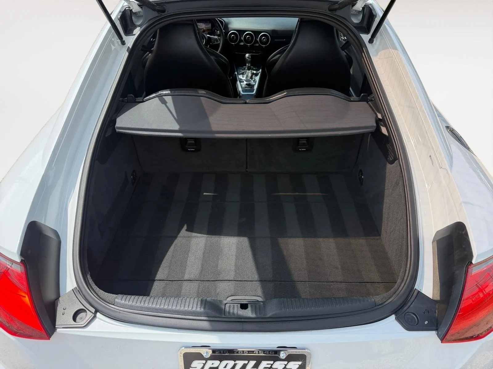Audi TT photo 26