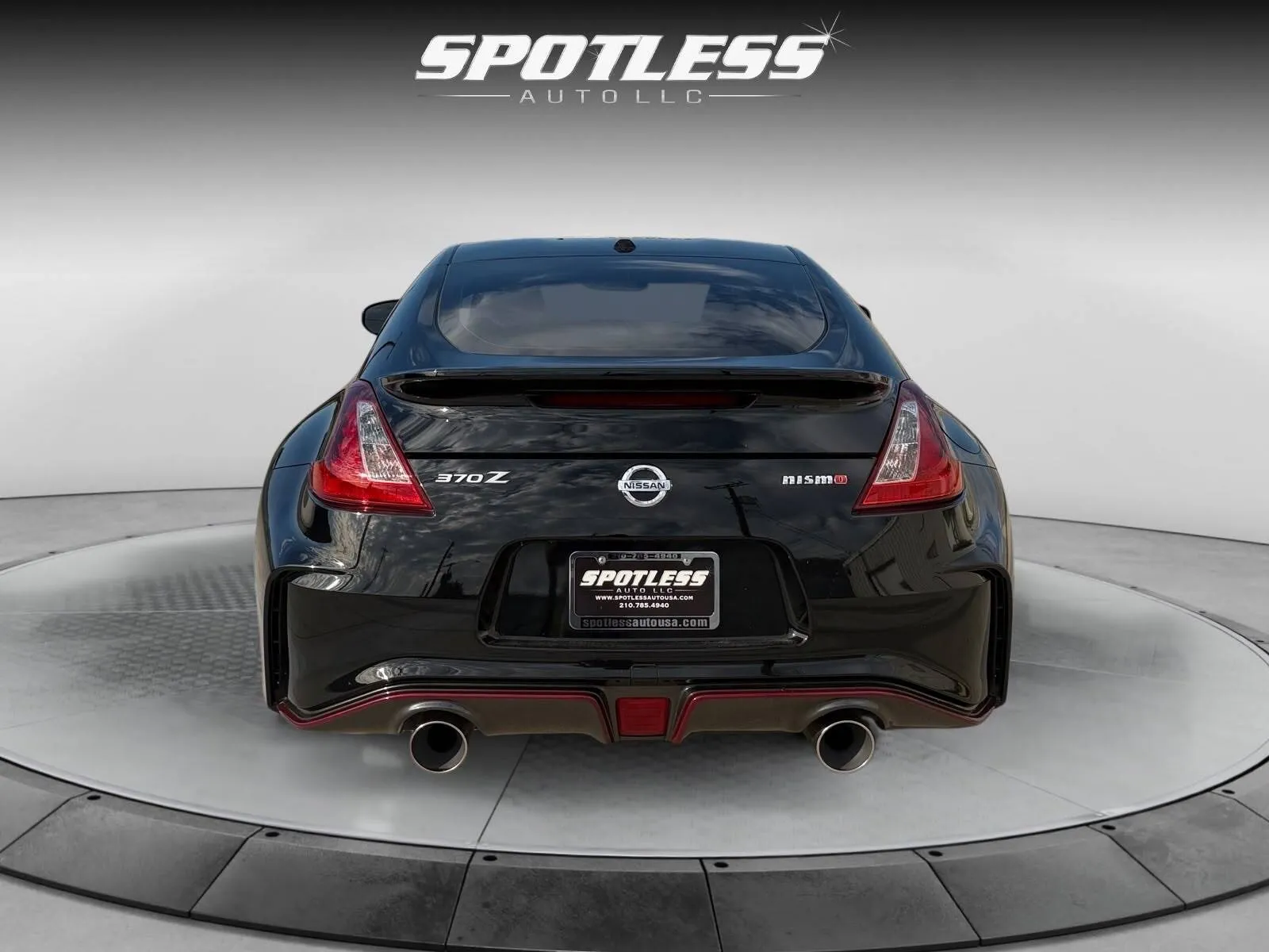 Nissan 370Z photo 6