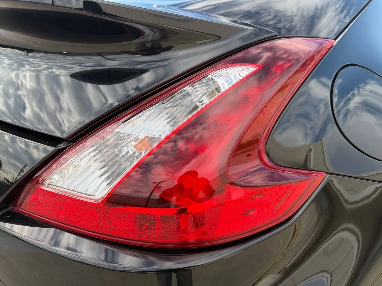 Nissan 370Z photo 12