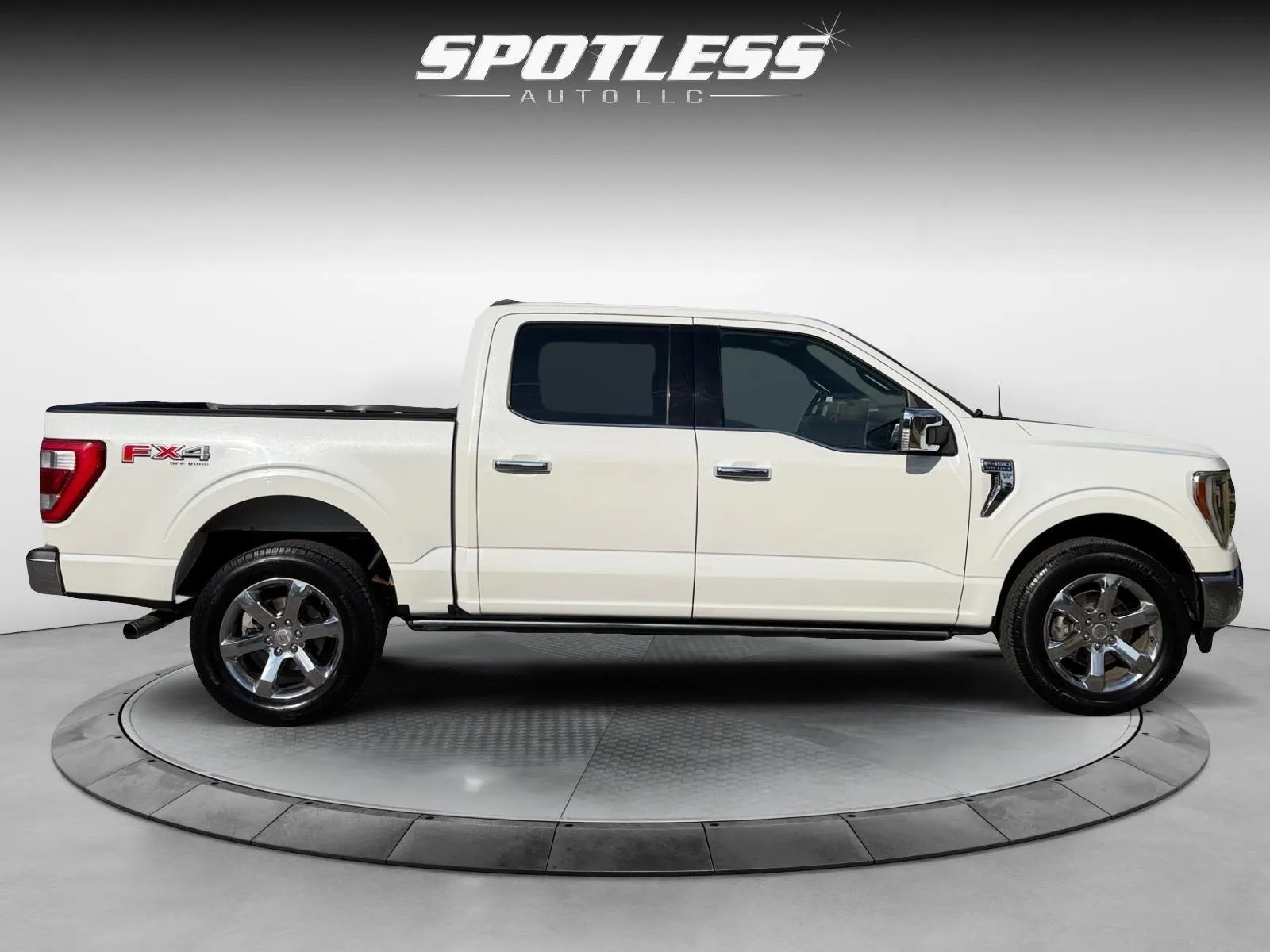 Ford F-150 photo 8