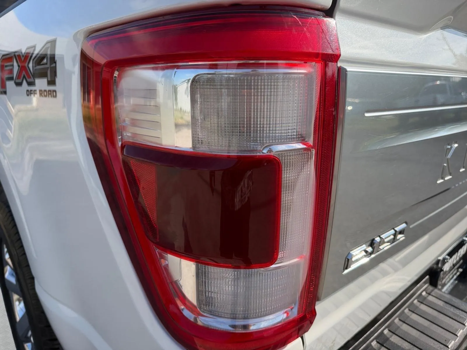 Ford F-150 photo 12