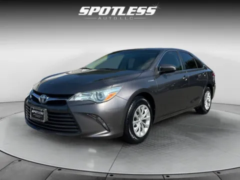 Another view of 2015 Toyota Camry Hybrid LE for sale in San Antonio, TX at Spotless Auto I-10