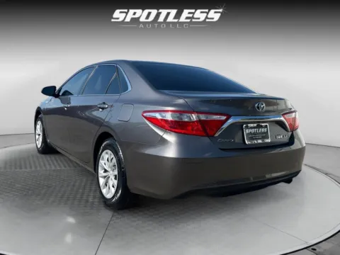 More photos of 2015 Toyota Camry Hybrid LE at Spotless Auto I-10, TX