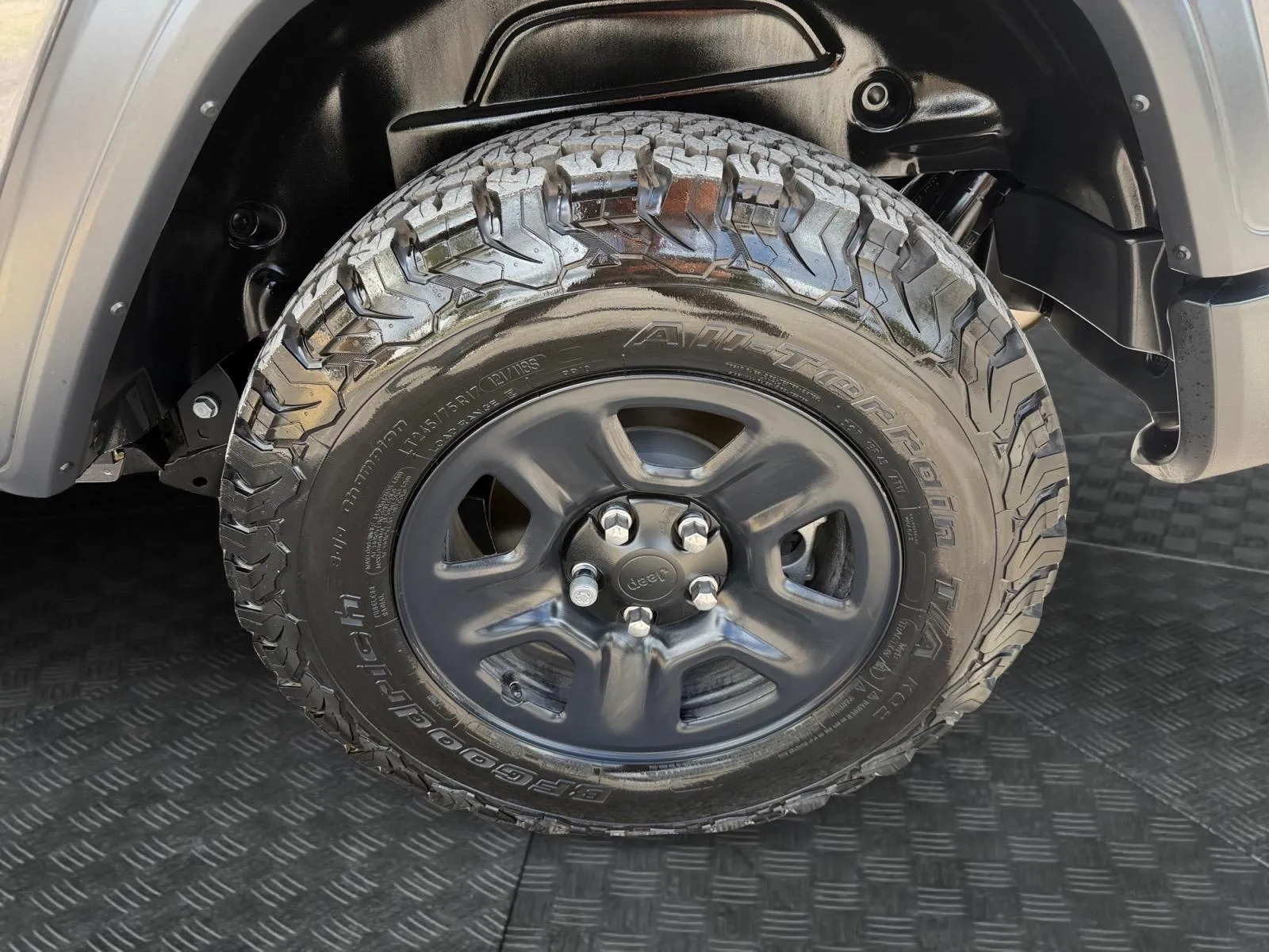 Jeep Wrangler photo 14