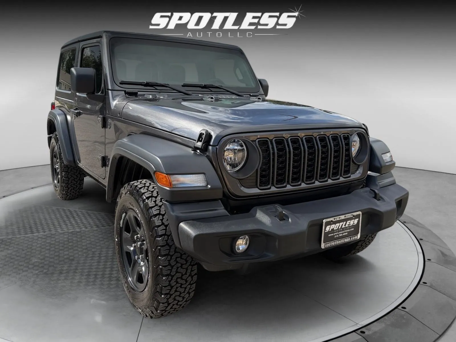 Jeep Wrangler photo 11