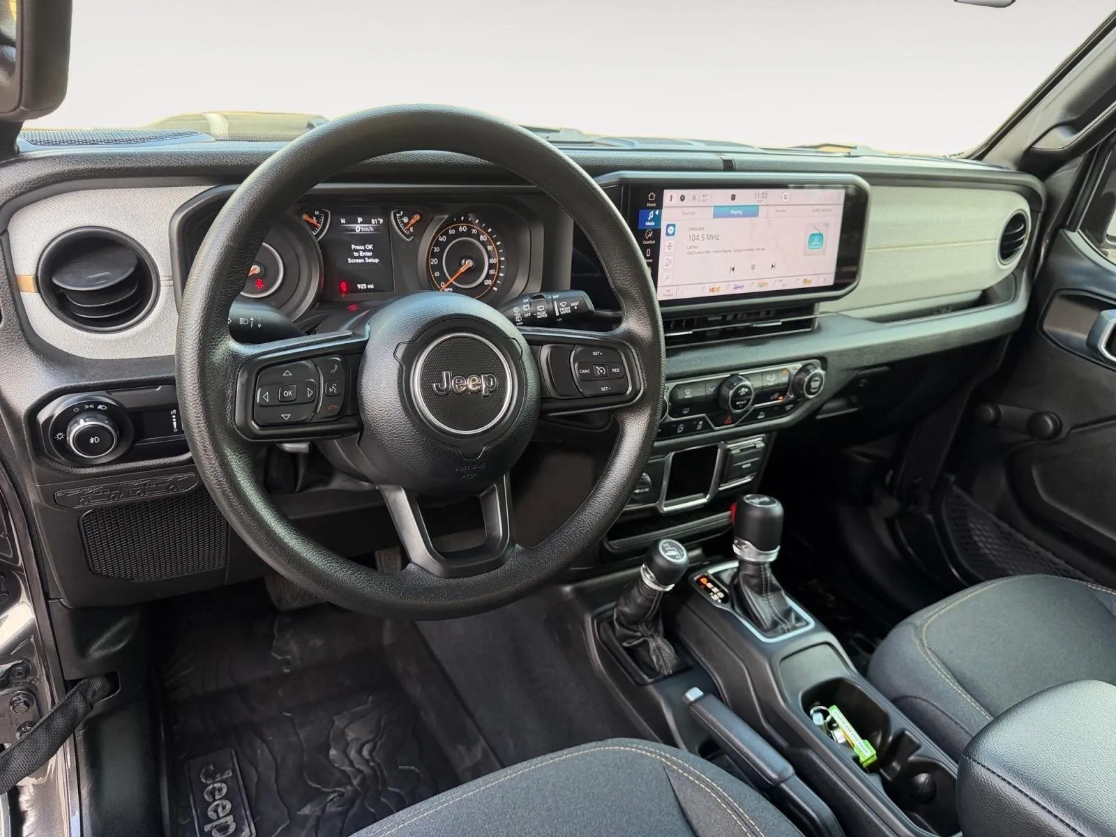 Jeep Wrangler photo 21