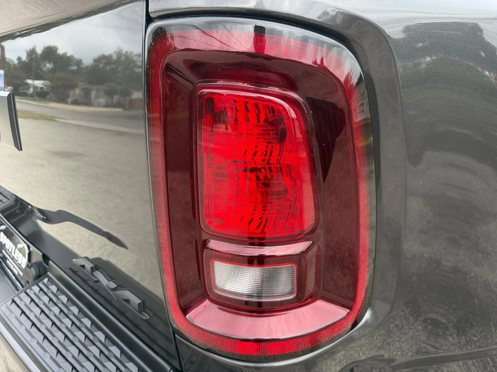 Ram 3500 photo 12