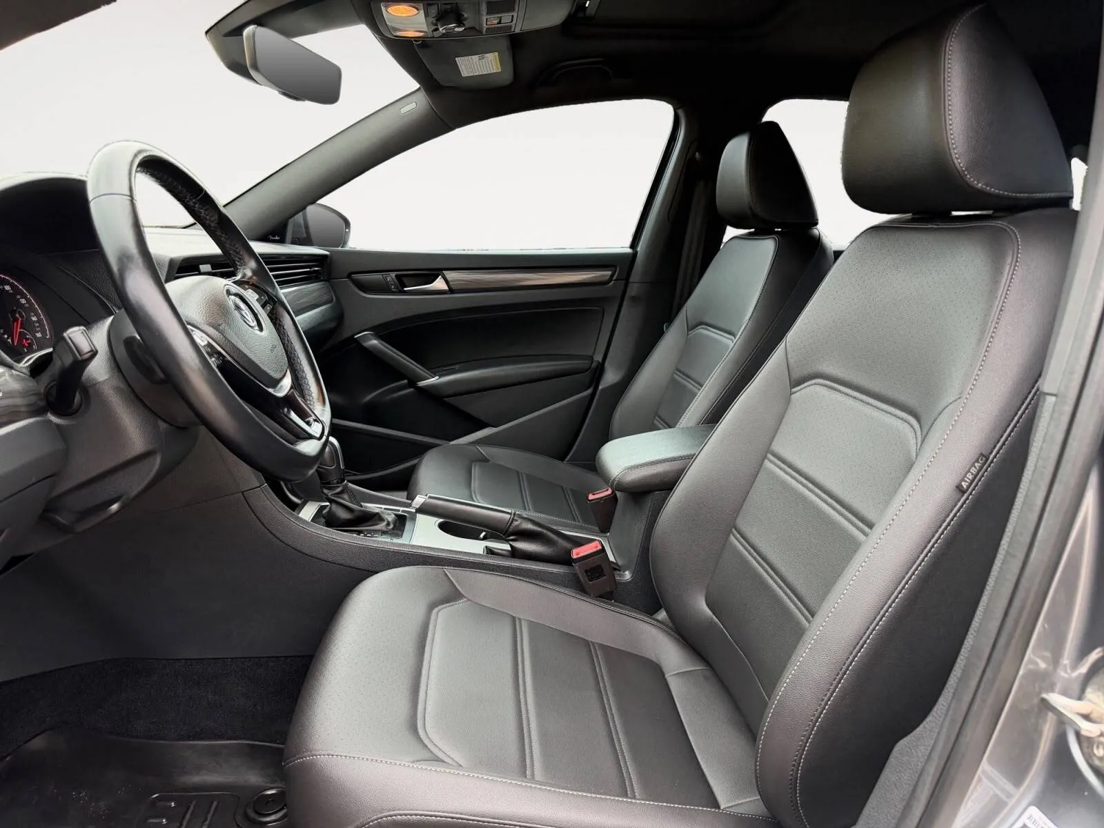 Volkswagen Passat photo 19
