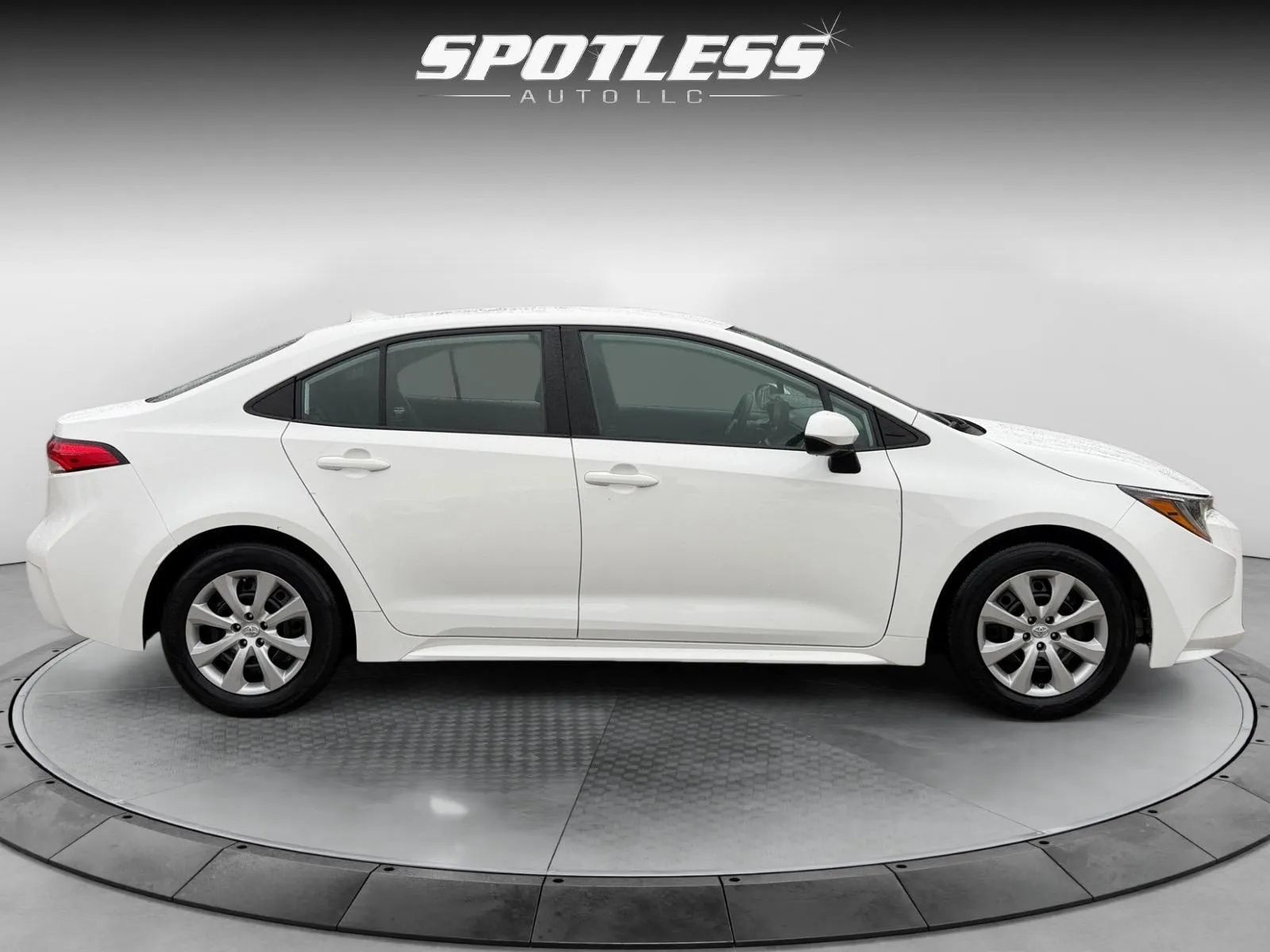 Toyota Corolla photo 8