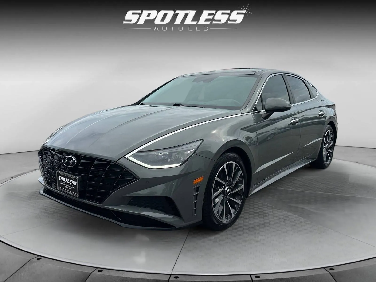 Gray 2022 Hyundai SONATA Limited for sale in San Antonio, TX