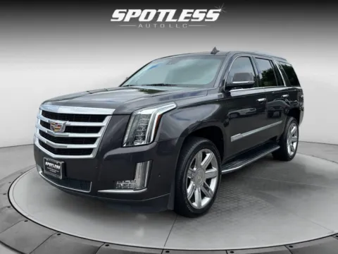Gray 2018 Cadillac Escalade Luxury for sale in San Antonio, TX