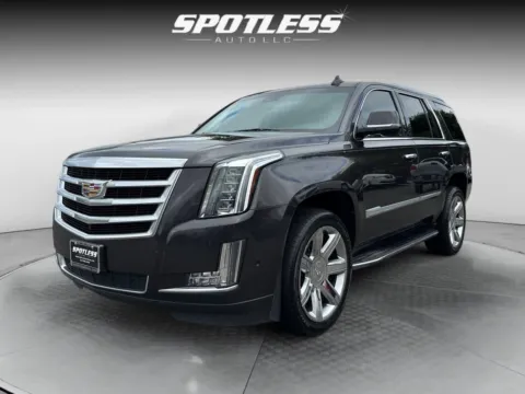 Another view of 2018 Cadillac Escalade Luxury for sale in San Antonio, TX at Spotless Auto I-10
