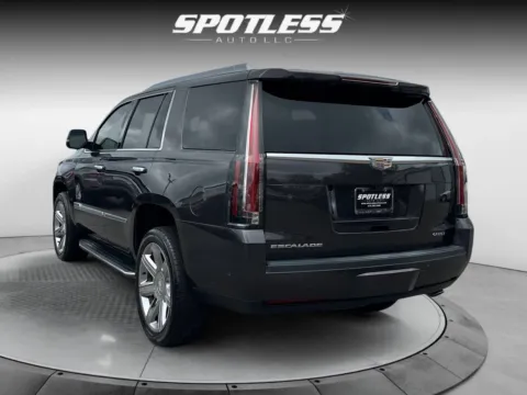 More photos of 2018 Cadillac Escalade Luxury at Spotless Auto I-10, TX