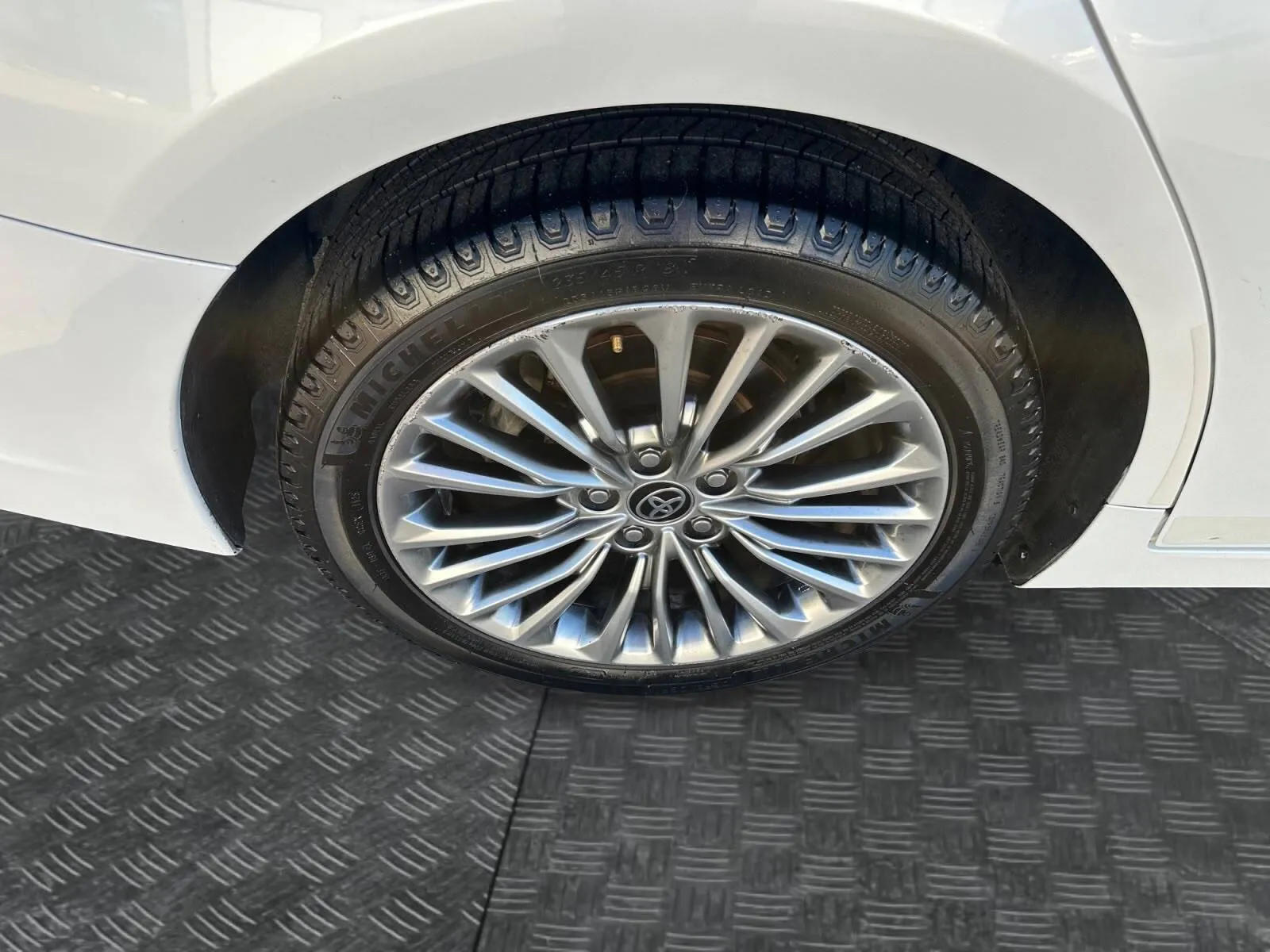 Toyota Avalon photo 14