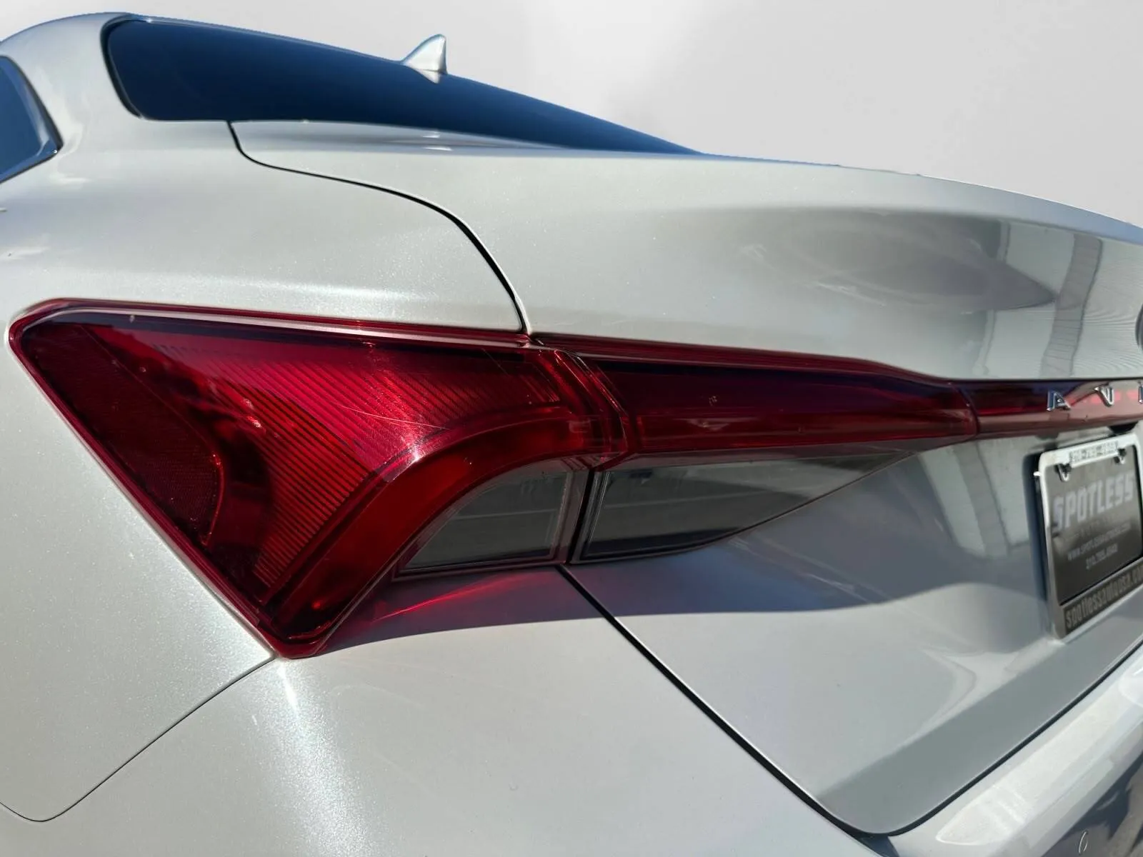 Toyota Avalon photo 13