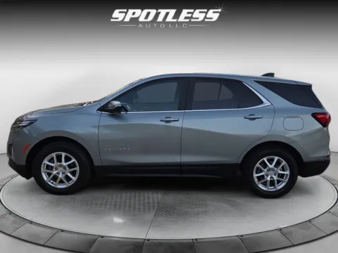 More photos of 2023 Chevrolet Equinox LT at Spotless Auto I-10, TX