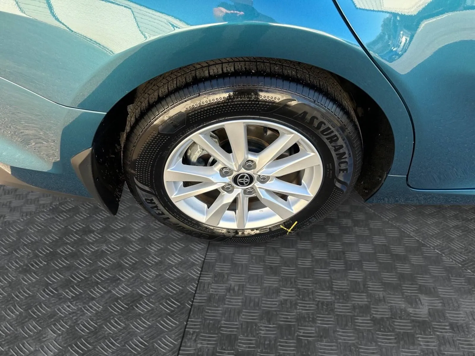 Toyota Camry photo 14