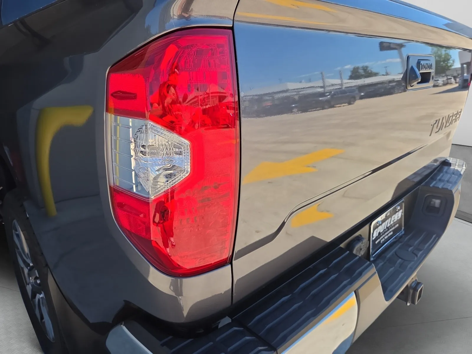 Toyota Tundra photo 13