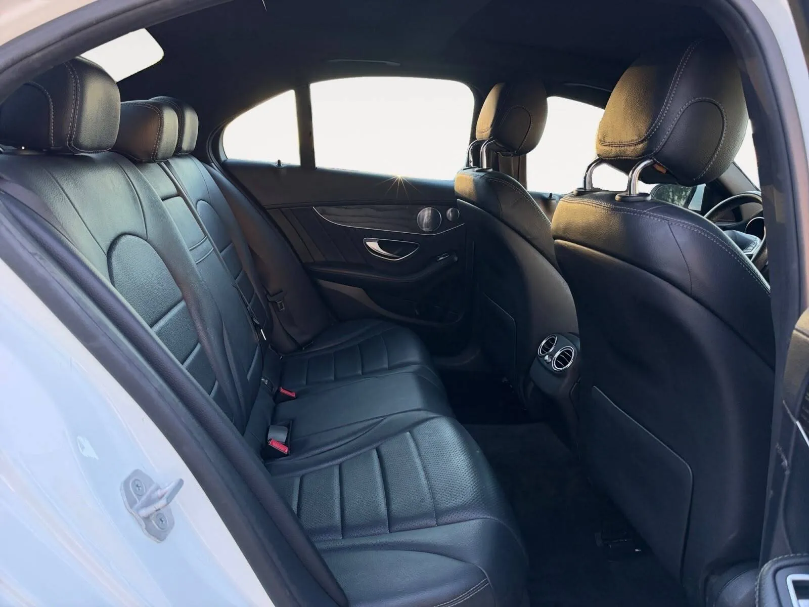 Mercedes-Benz C-Class photo 23