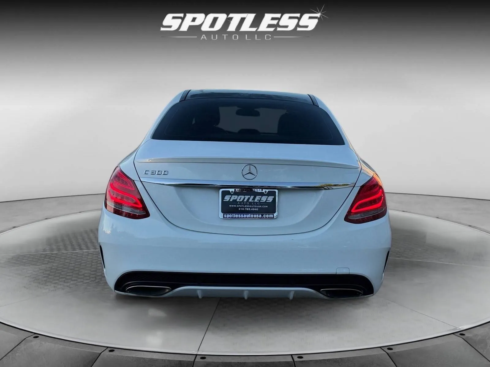 Mercedes-Benz C-Class photo 6