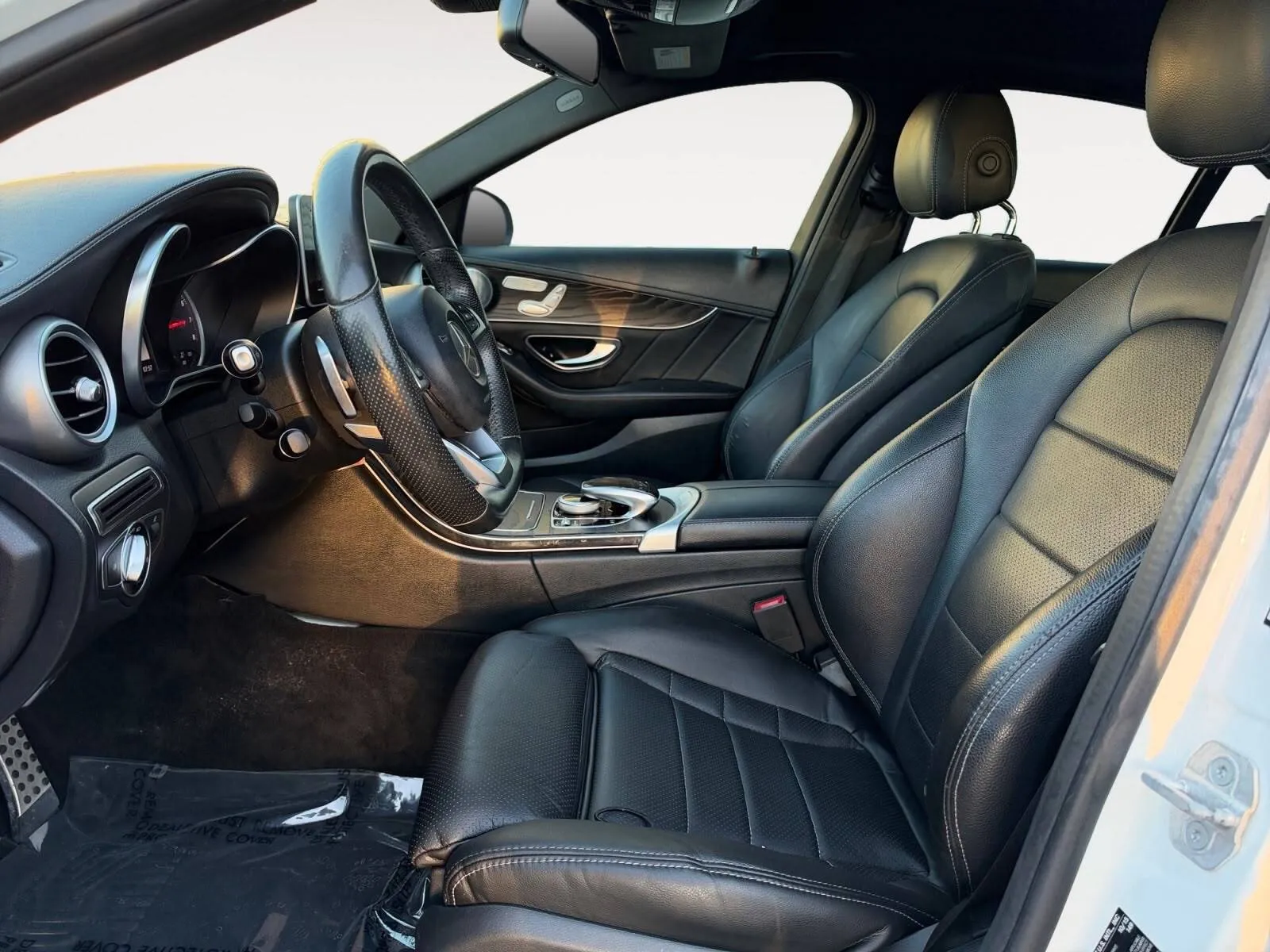 Mercedes-Benz C-Class photo 19