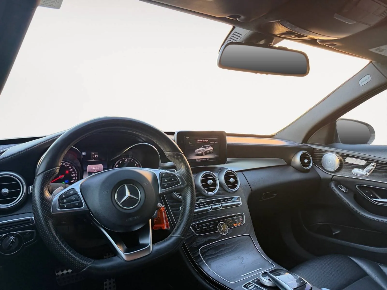 Mercedes-Benz C-Class photo 21