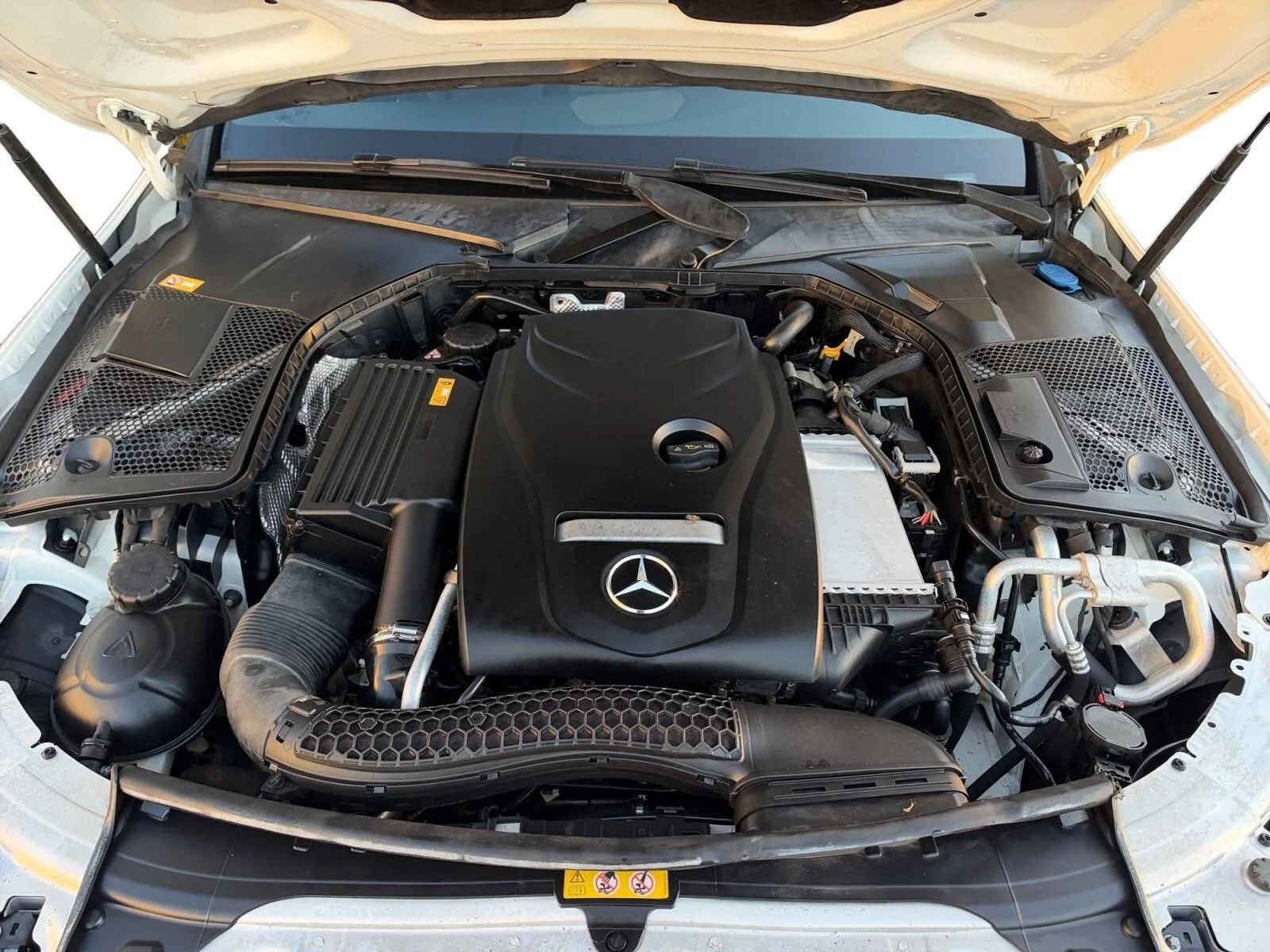 Mercedes-Benz C-Class photo 16