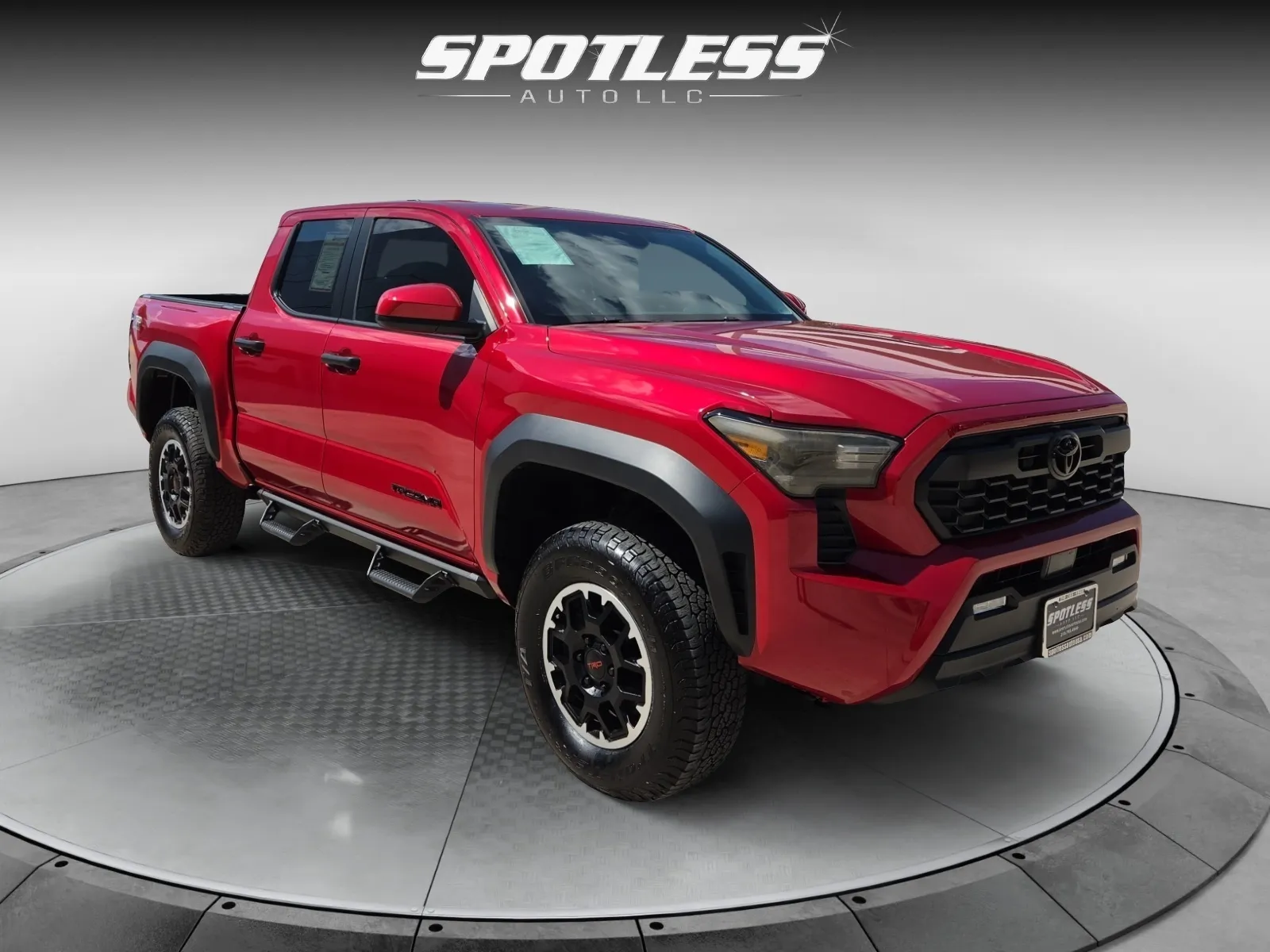 Toyota Tacoma photo 11