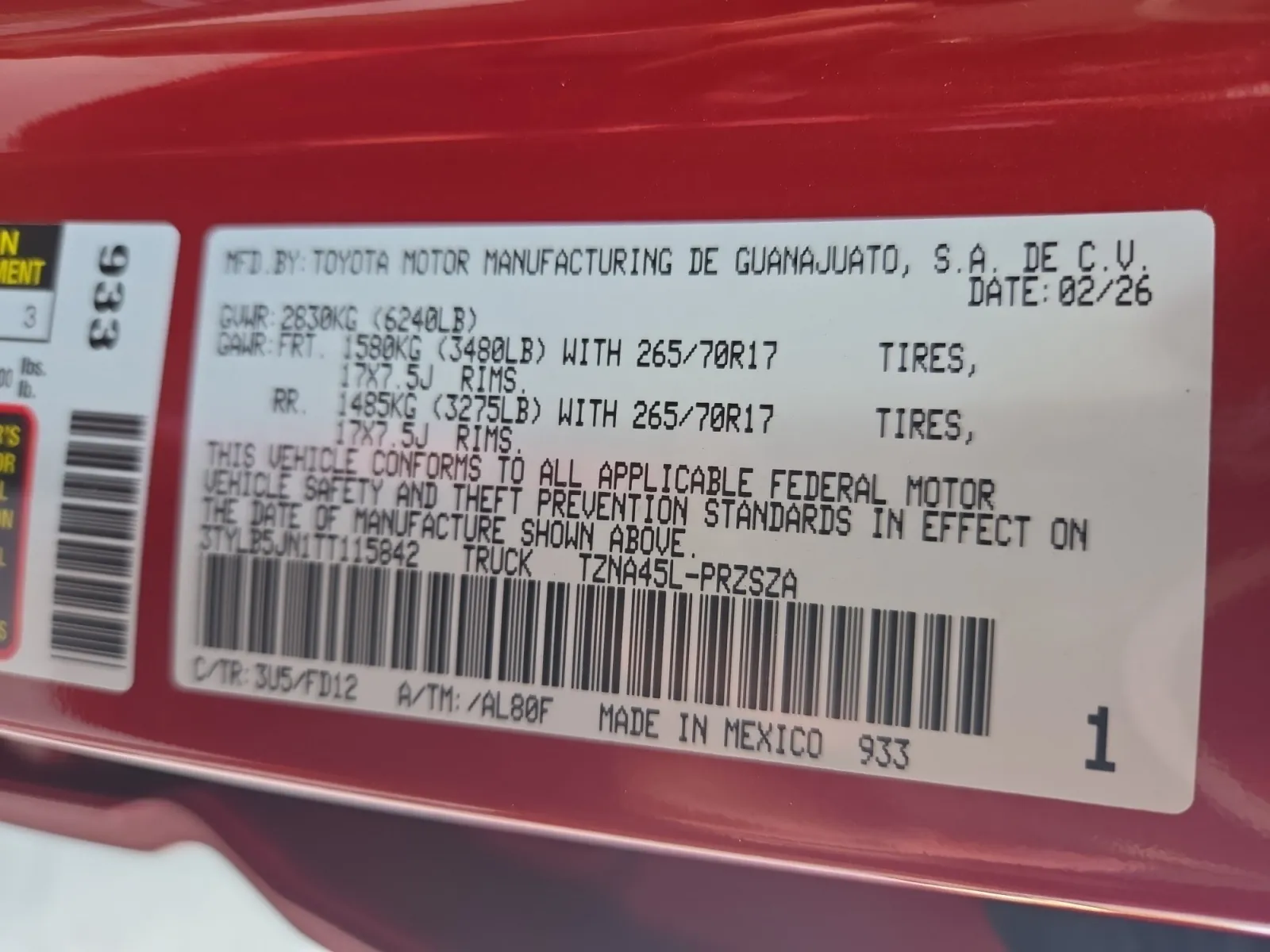 Toyota Tacoma photo 17