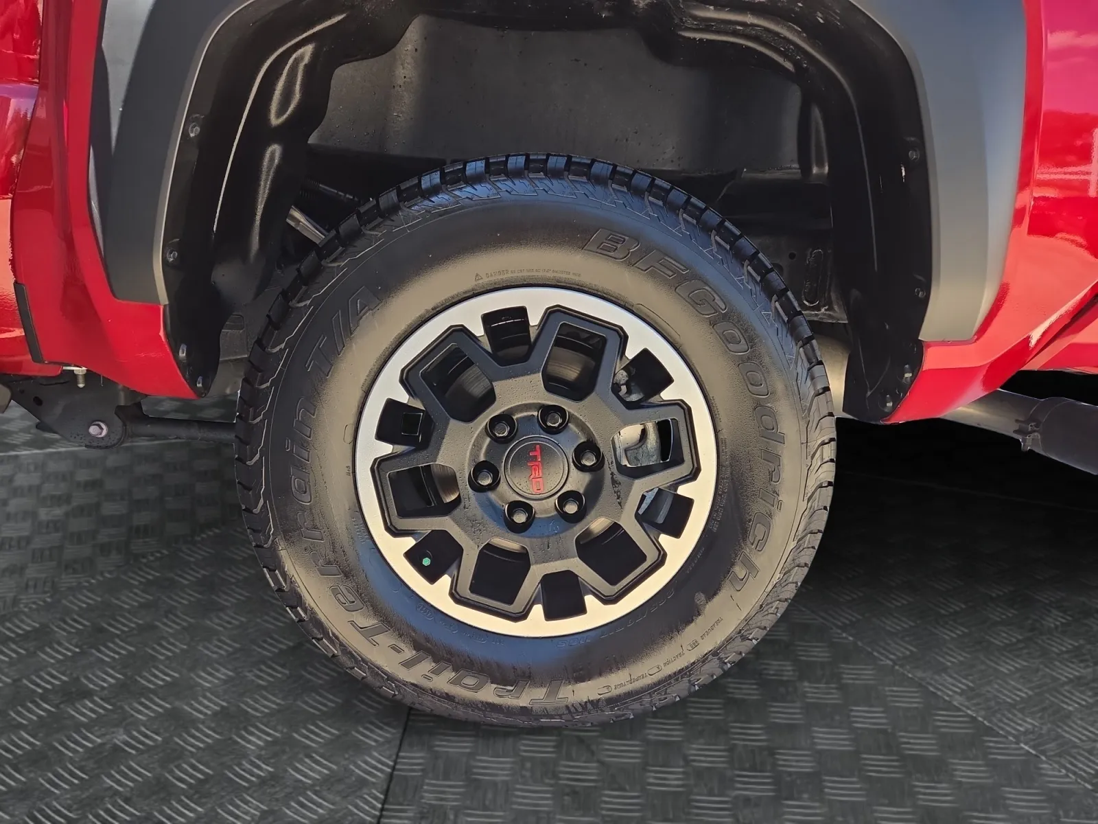 Toyota Tacoma photo 15