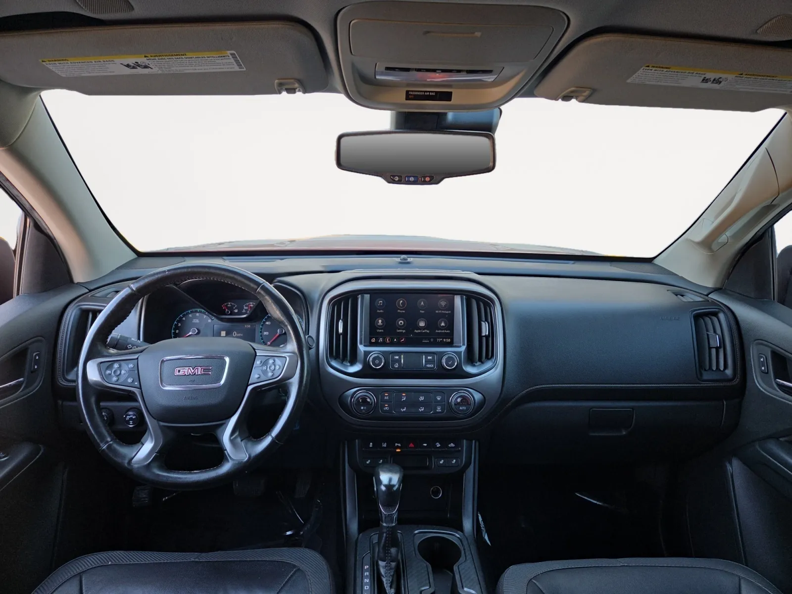 GMC Canyon photo 20