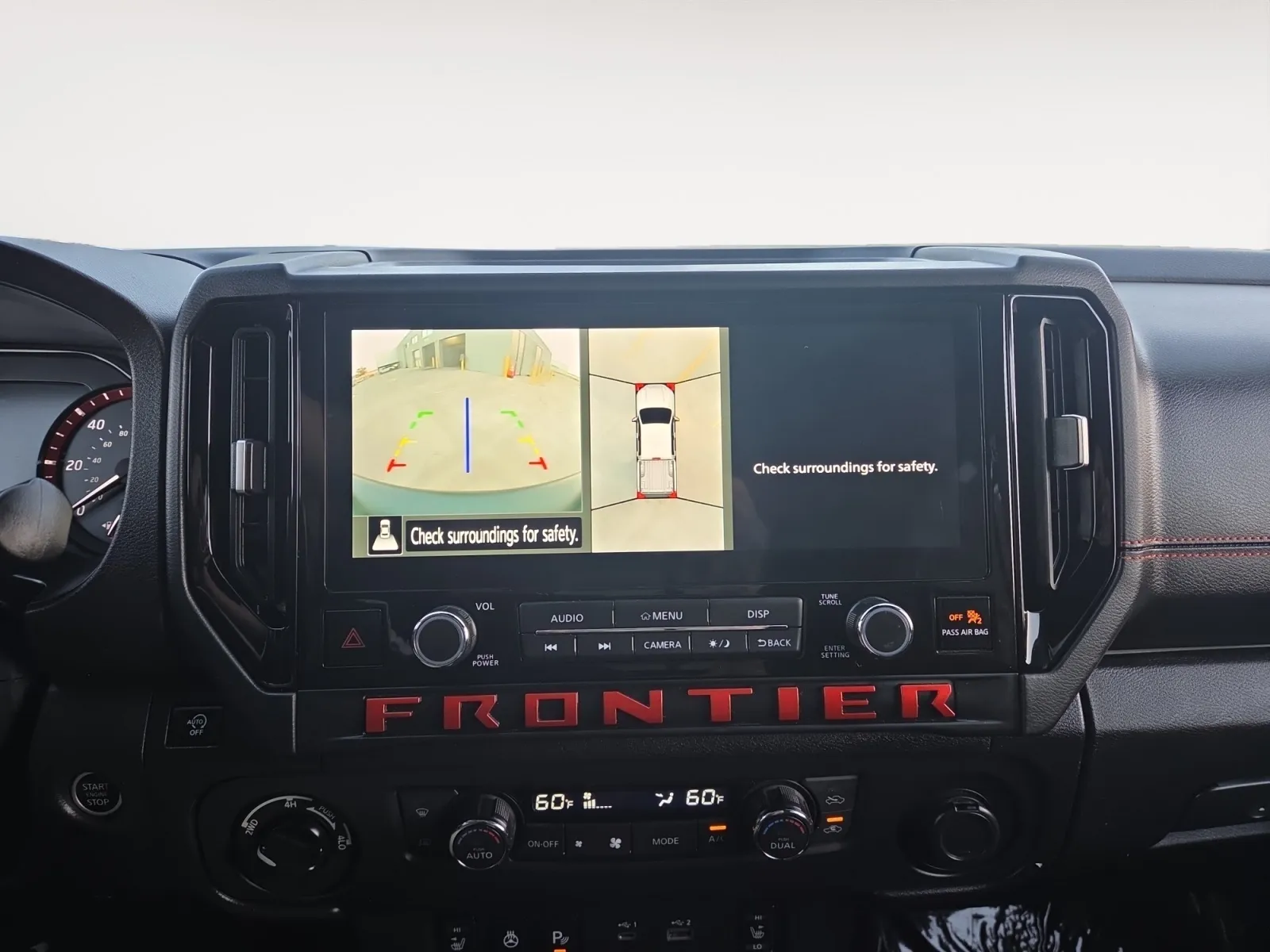 Nissan Frontier photo 25
