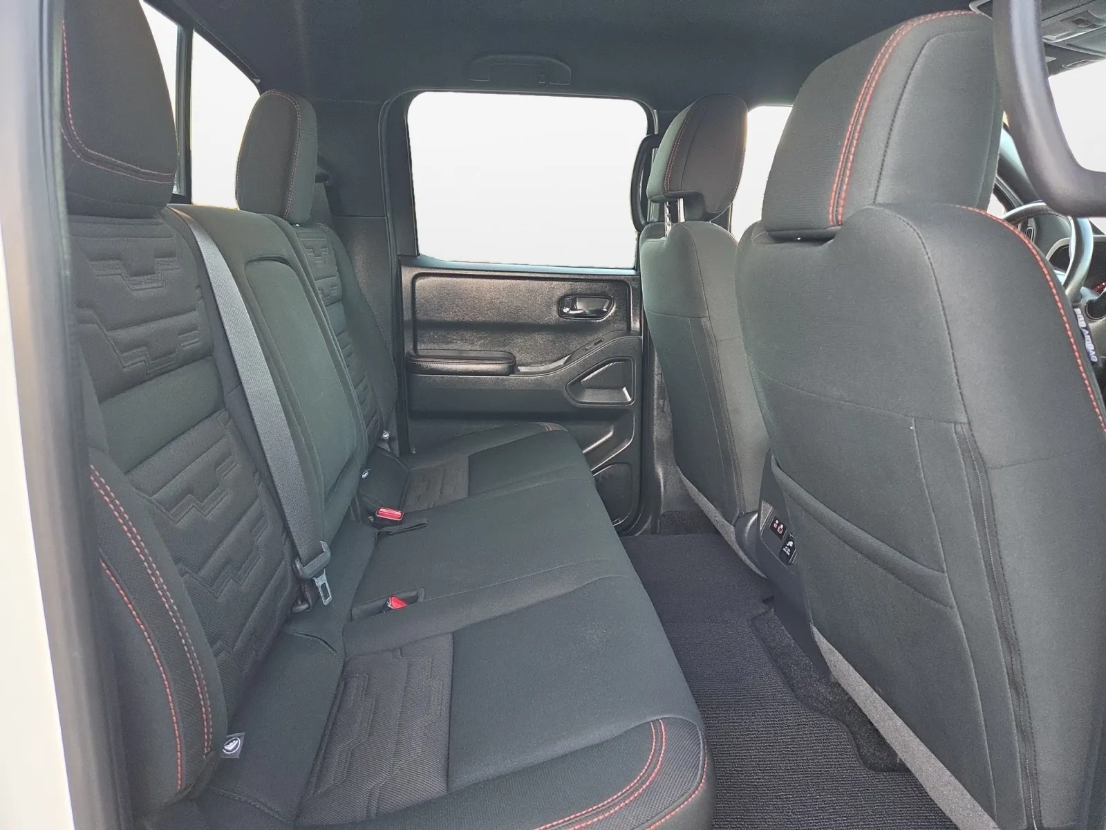 Nissan Frontier photo 22
